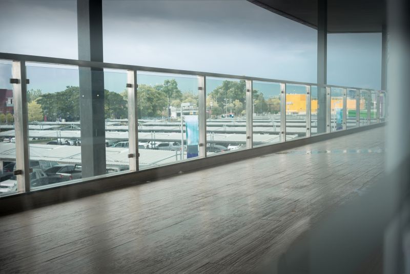 Commercial Hardwood Service