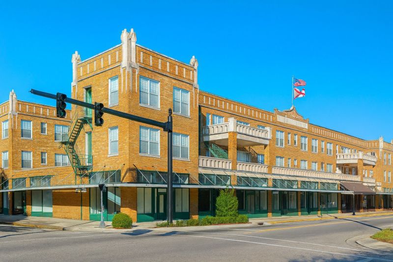 Local Commercial Hardwood Service in Avon Park, FL