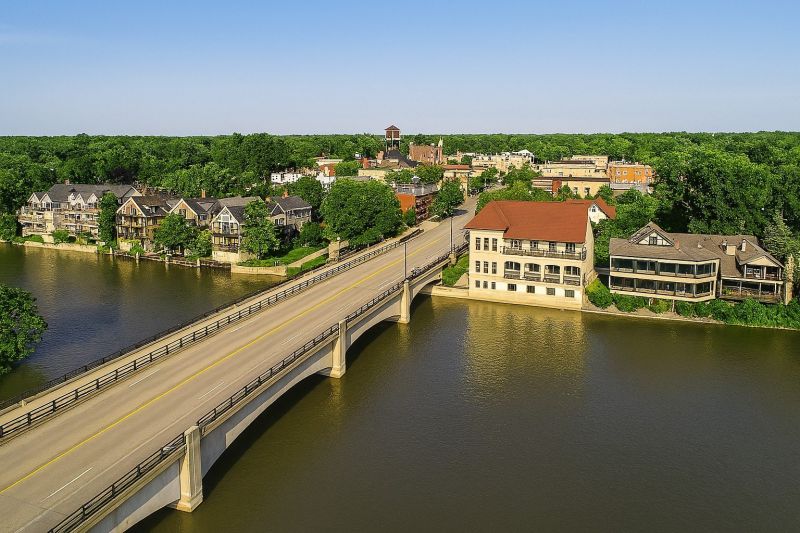 Local Linoleum Floor Installation in Geneva, IL