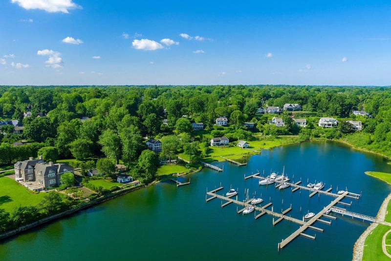 Local Linoleum Floor Installation in Bay Village, OH