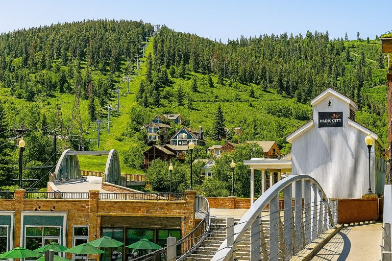 Local Sheet Flooring Installation in Park City, UT