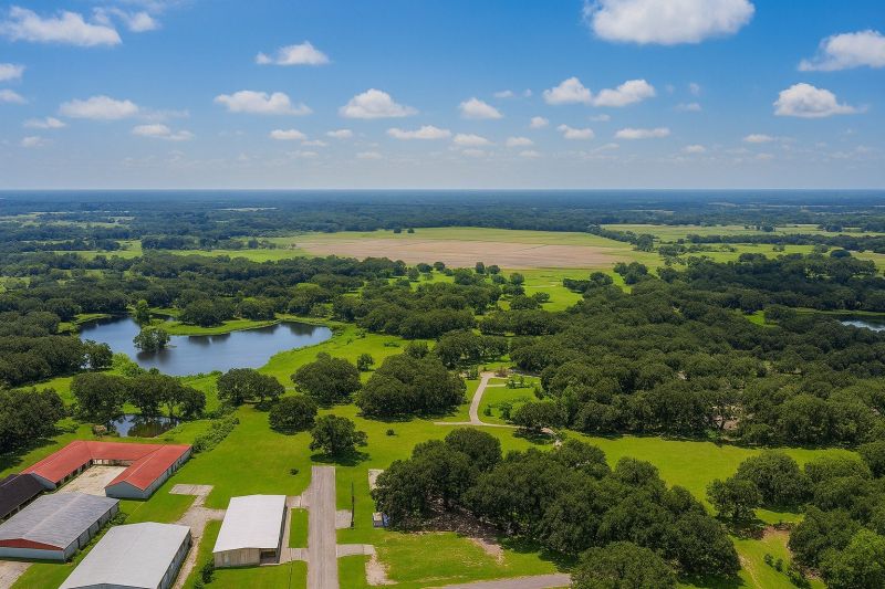 Local Sheet Linoleum Installation in Dover, FL