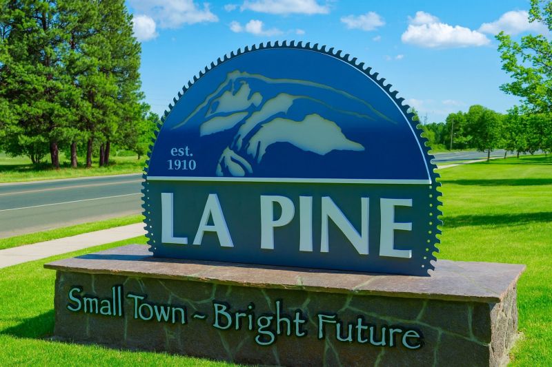 Local Sheet Linoleum Installation in La Pine, OR