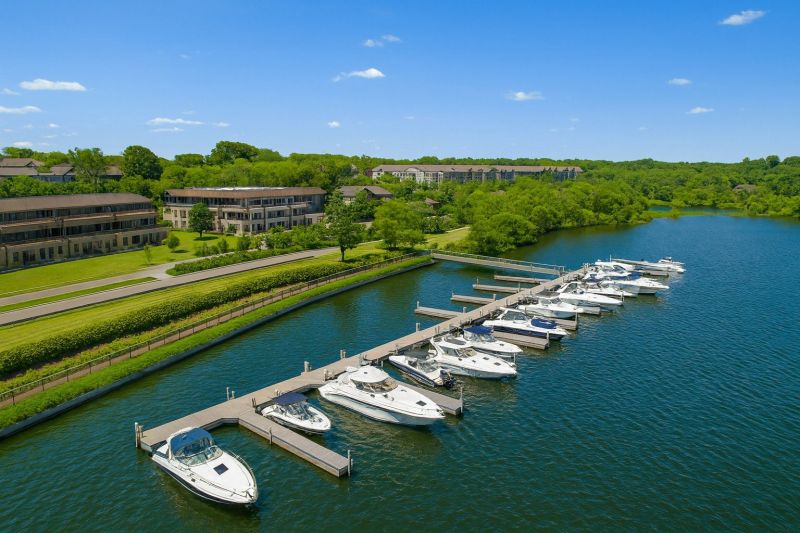 Local Vinyl Flooring Installation in Wayzata, MN