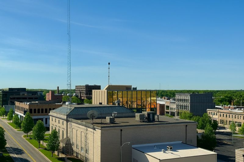 Local Vinyl Flooring Installation in Kokomo, IN