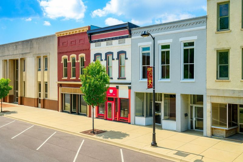 Local Vinyl Flooring Installation in Eaton, OH