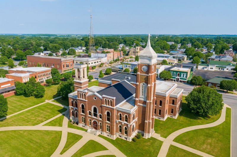 Local Vinyl Plank Floor Installation in Greensburg, IN