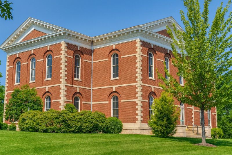 Local Vinyl Plank Floor Installation in Platte City, MO