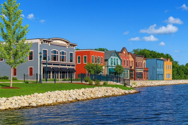 Local Vinyl Plank Floor Installation in Pewaukee, WI