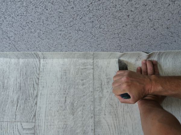 Linoleum Floor Placement